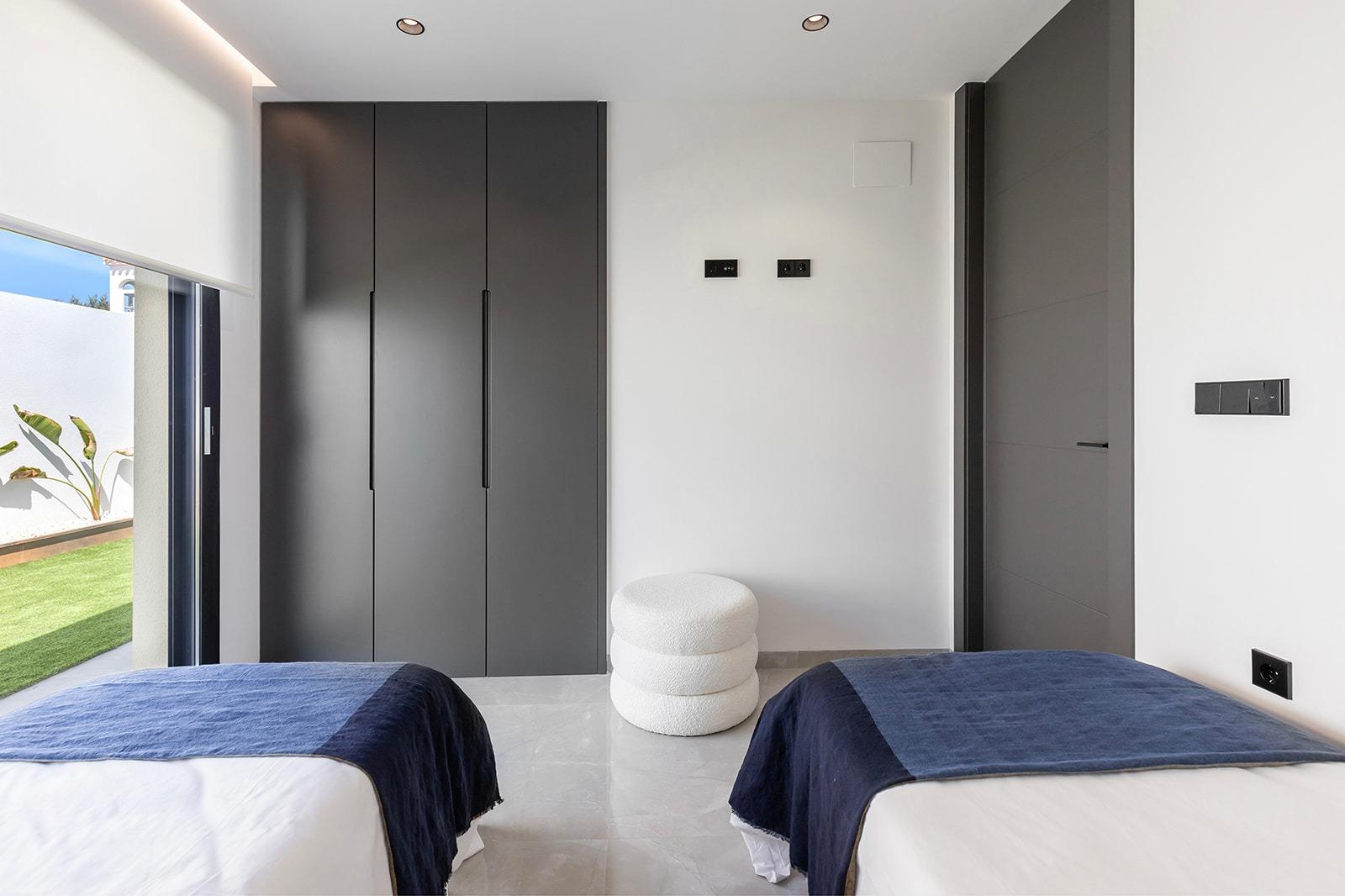 Property main view 42