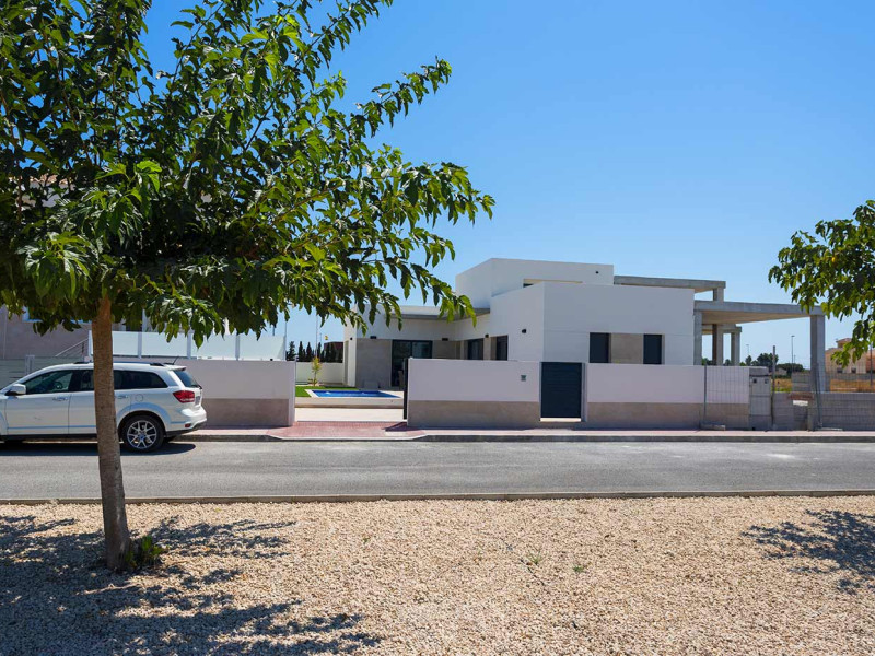 Villas te koop in Daya Nueva | 3 slaapkamers H392953